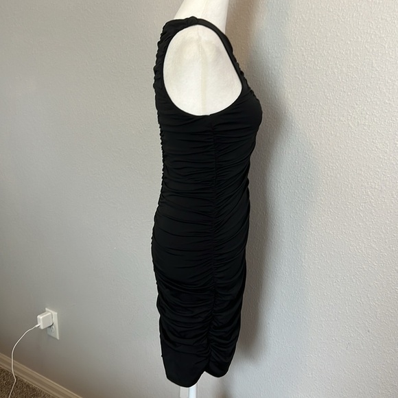 Abercrombie Bodycon Ruched Keyhole Black Dress Size Small - Picture 4 of 8